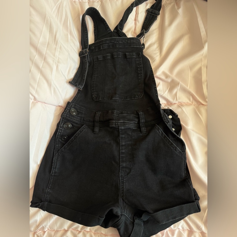 Rue21 Black Denim Overall Shorts